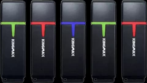 فلش مموری 8 گیگابایت Kingmax مدل  PD-03